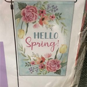 NWT…garden flag….hello spring!!!! Super cute!!!!